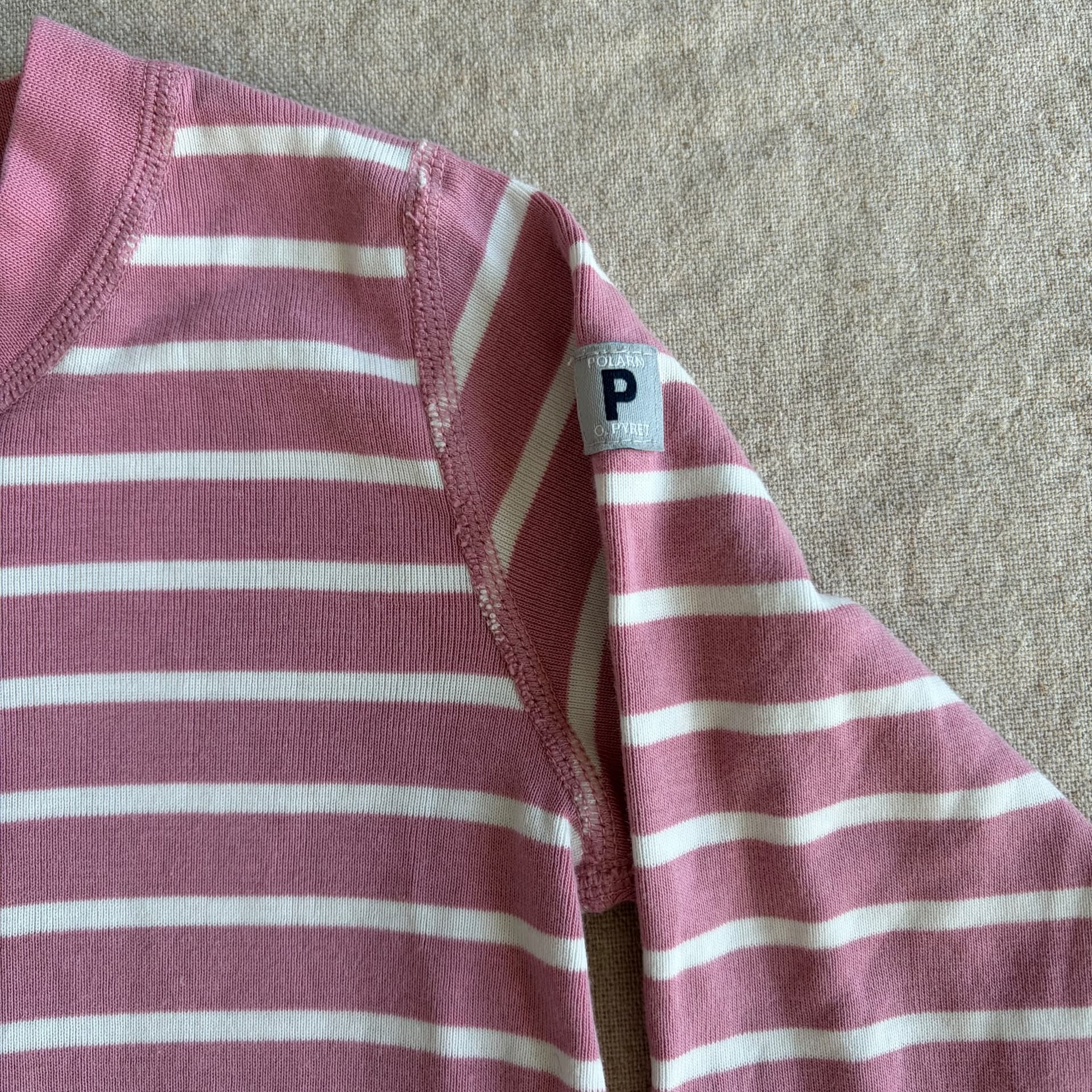 Stripete heldress med knapper — bilde 3 av 5