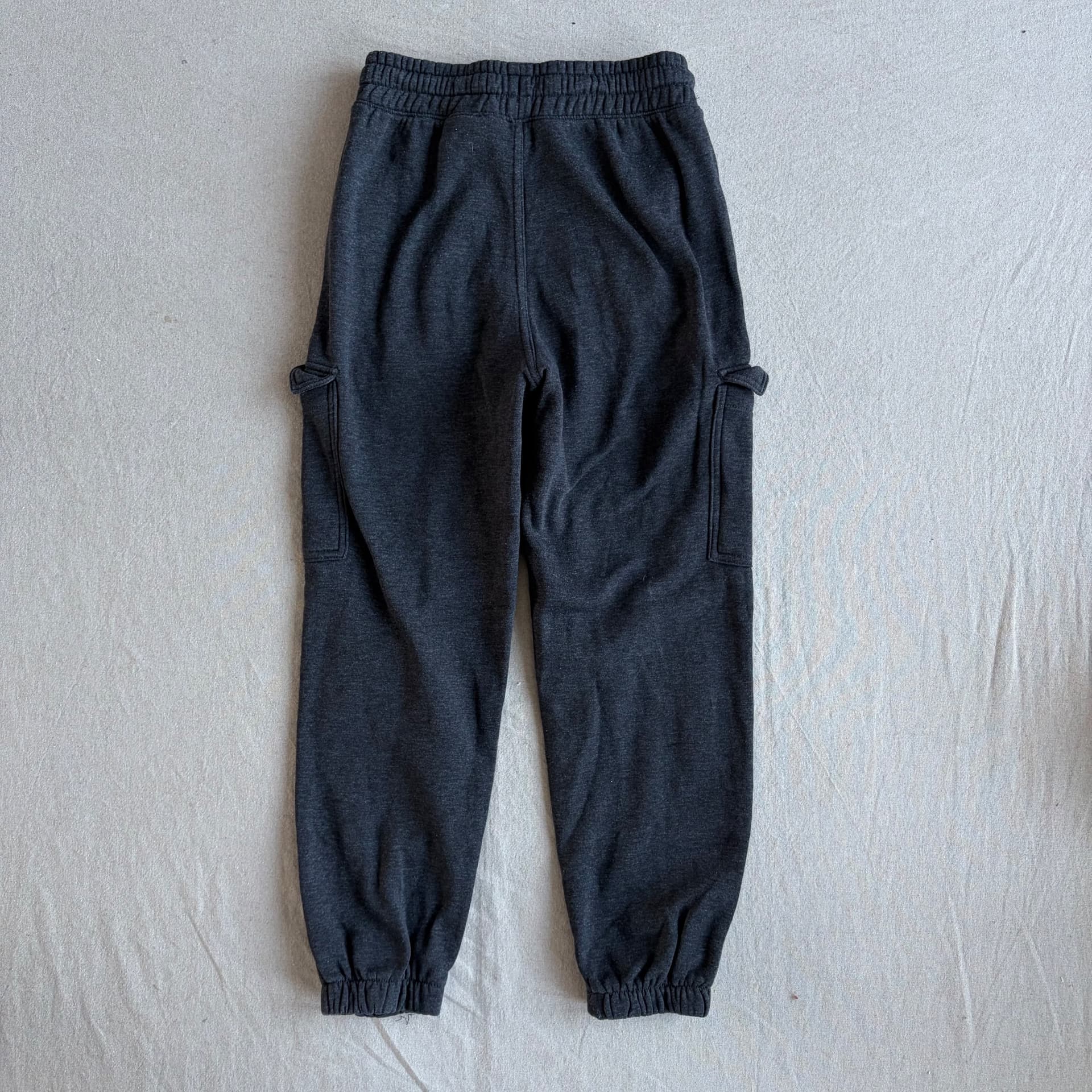 Joggebukse med cargolommer — bilde 4 av 4