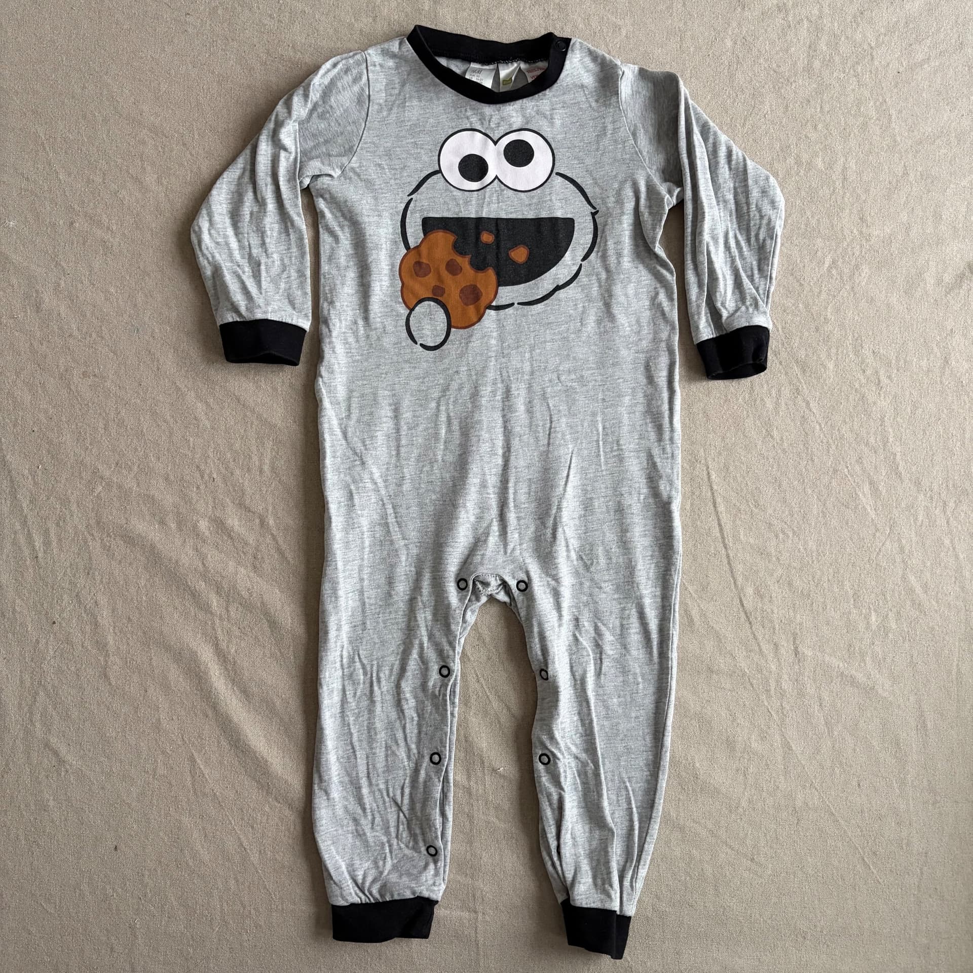 Heldress med Kakemonster-trykk — bilde 1 av 5