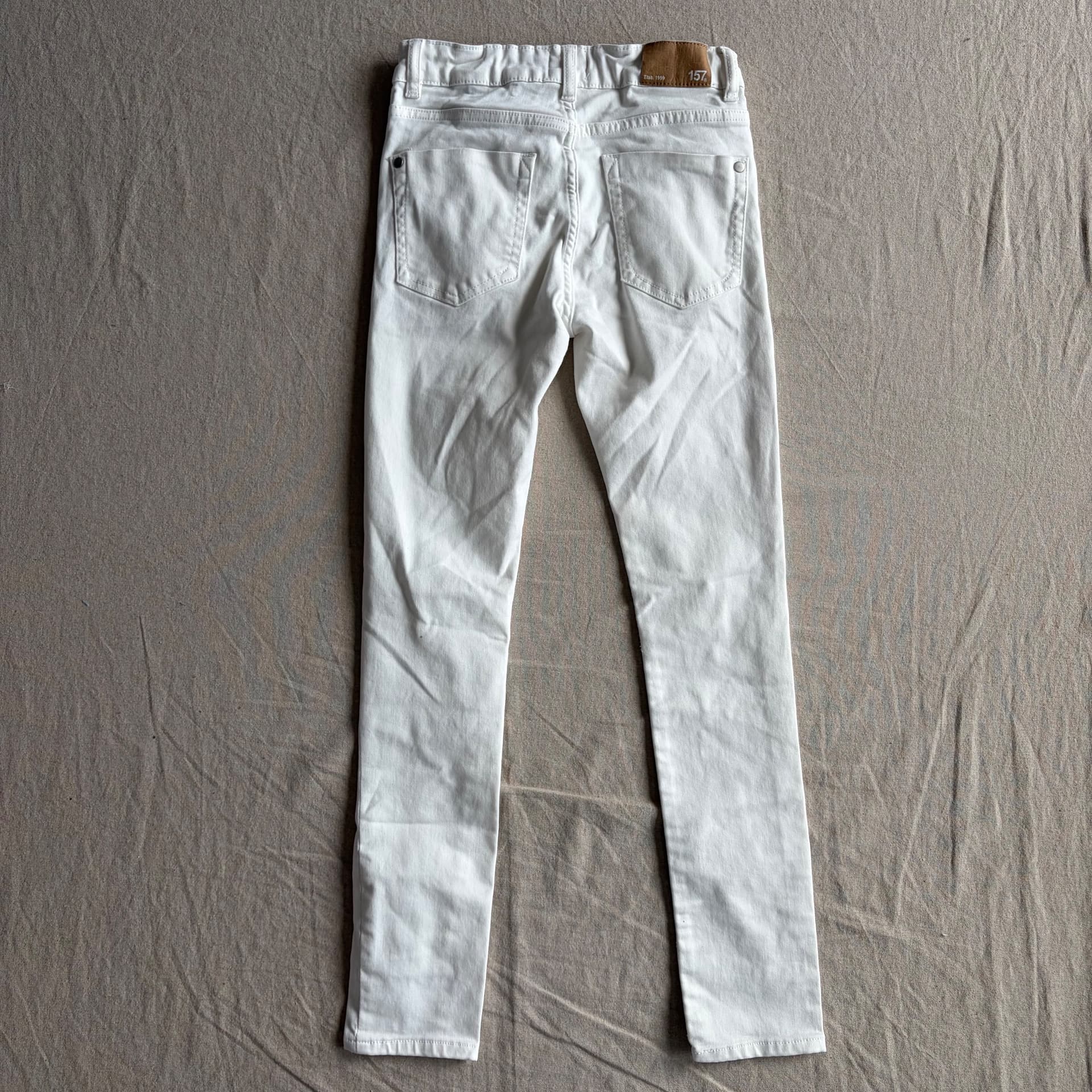 Hvite jeans — bilde 3 av 3