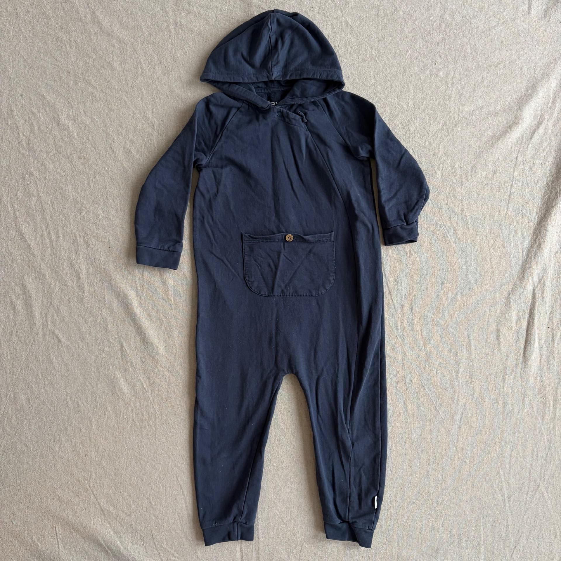 Heldress med hette — bilde 1 av 5