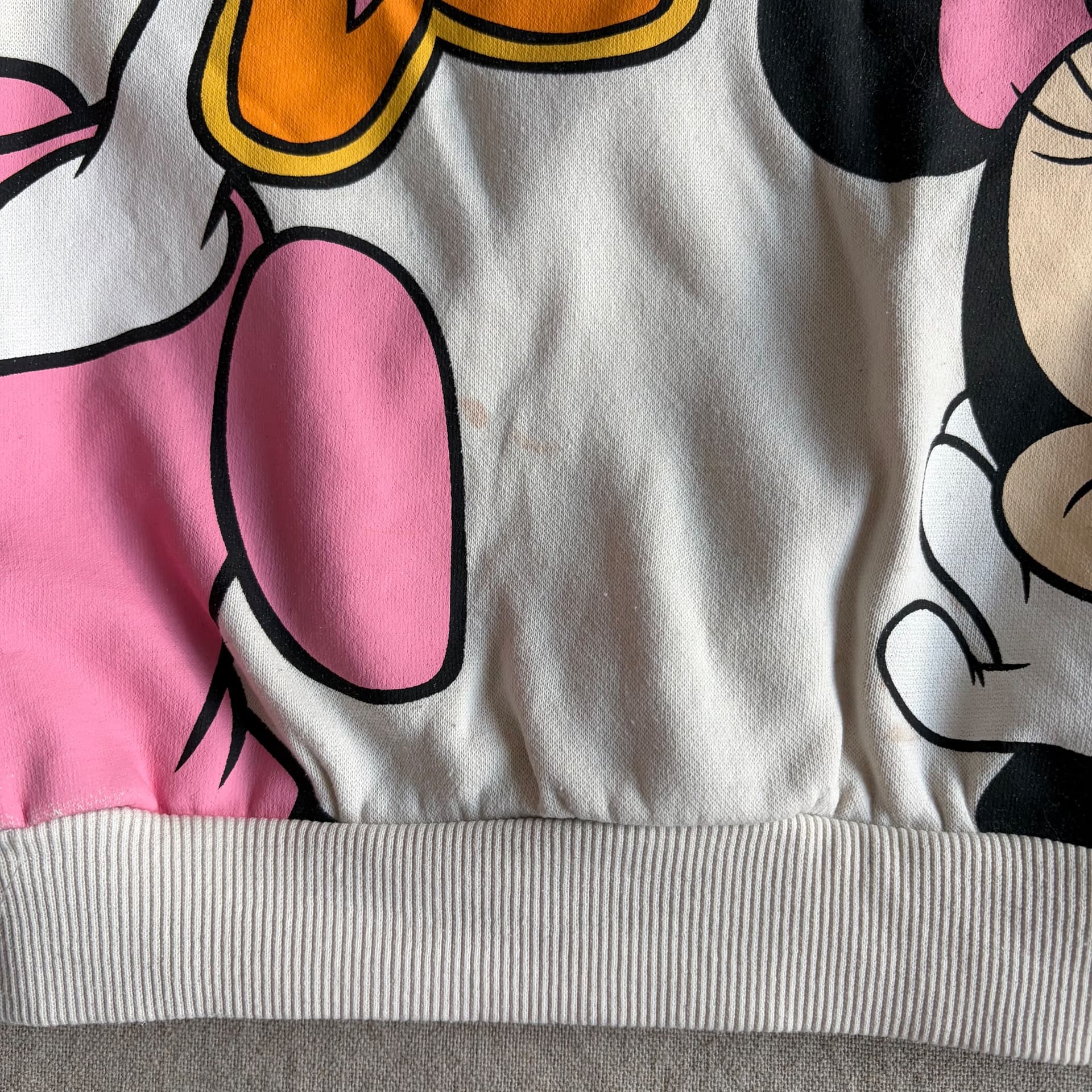 Genser med Disneymotiv — bilde 2 av 4