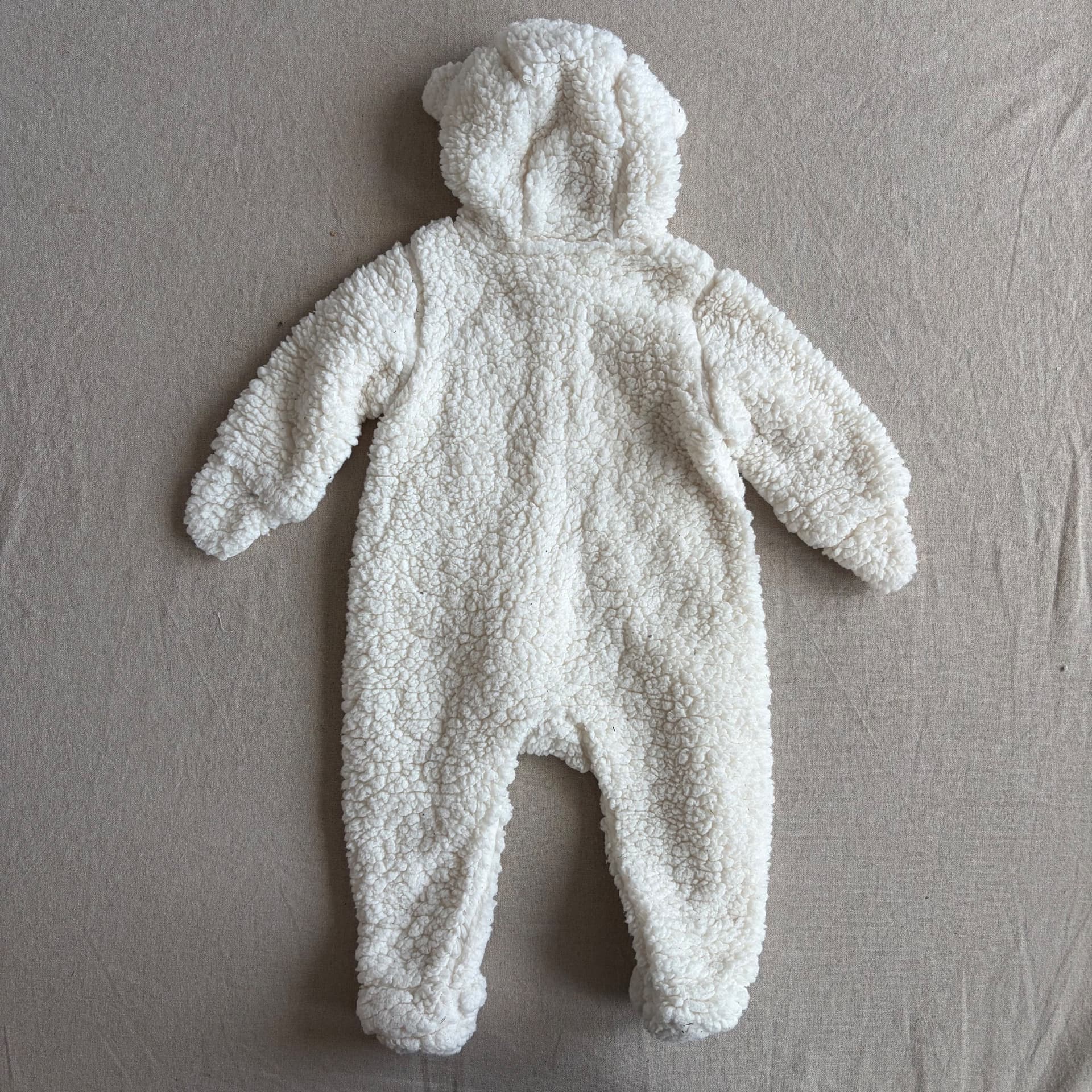 Teddy-heldress med hette og ører — bilde 4 av 4