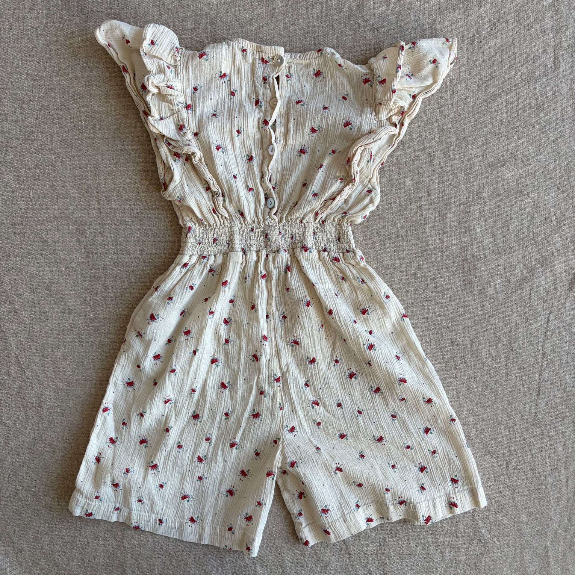 Kortermet blomstret romper — bilde 4 av 4