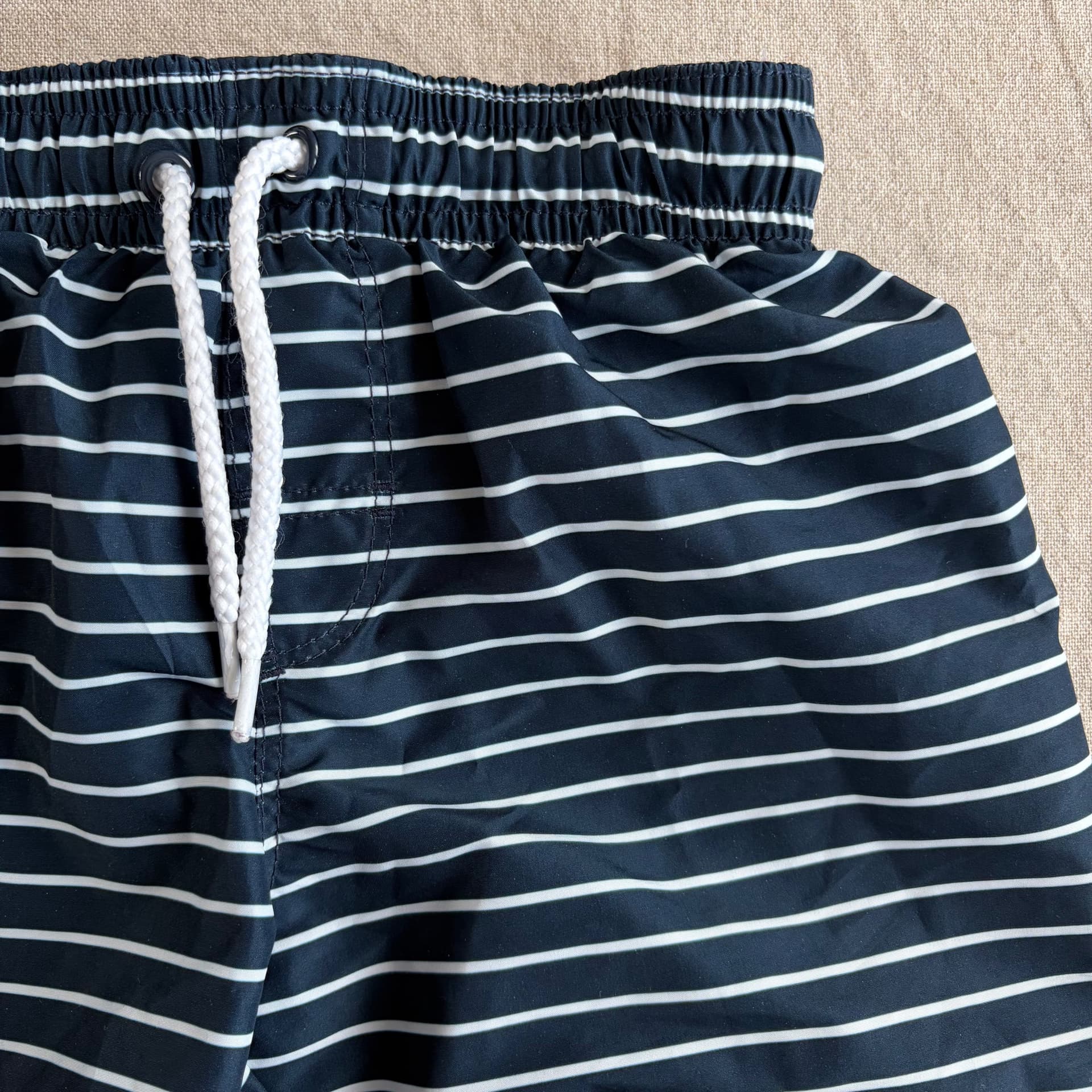 Badeshorts — bilde 2 av 4