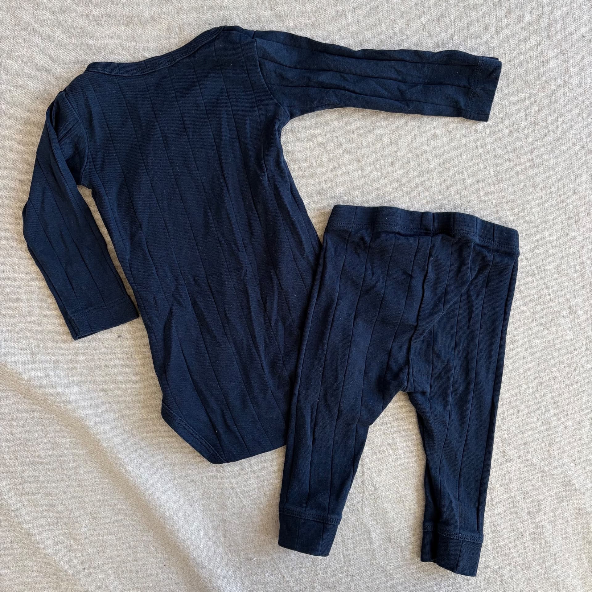 Todelt sett med body og bukse — bilde 4 av 4
