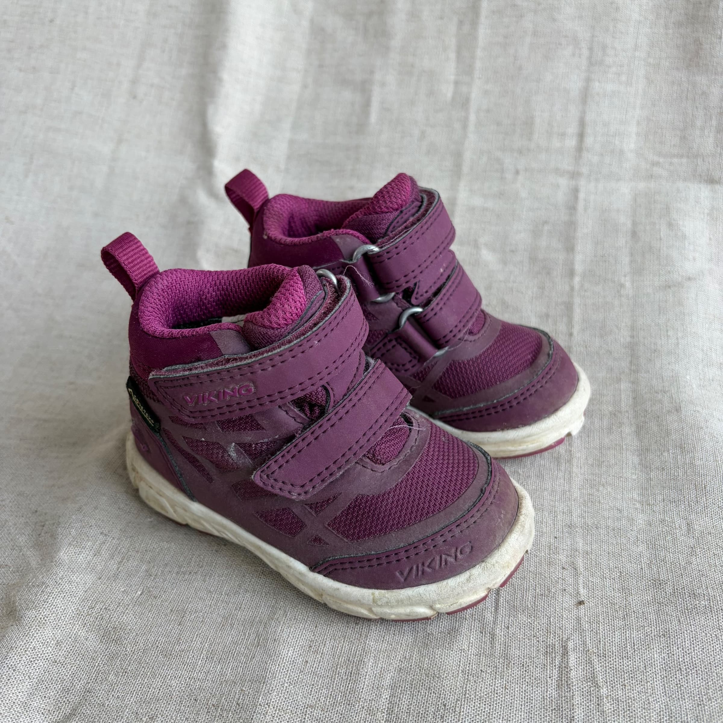 Lave goretex sko