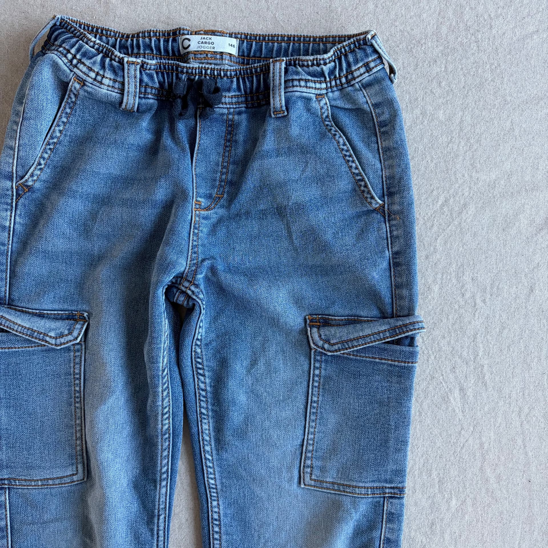 Cargo-jogger i denim — bilde 2 av 4
