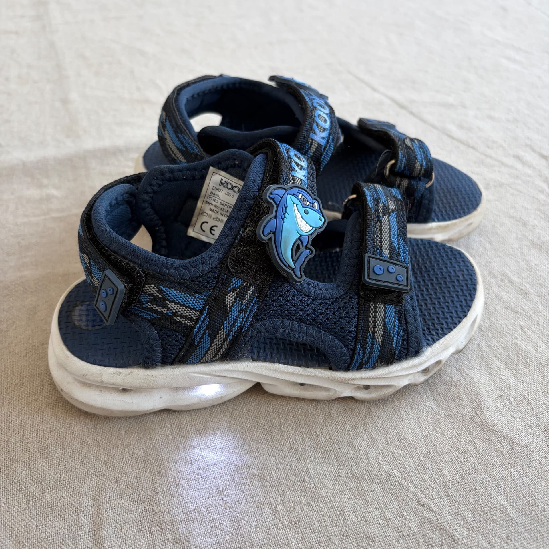 Sandaler med blink — bilde 2 av 6