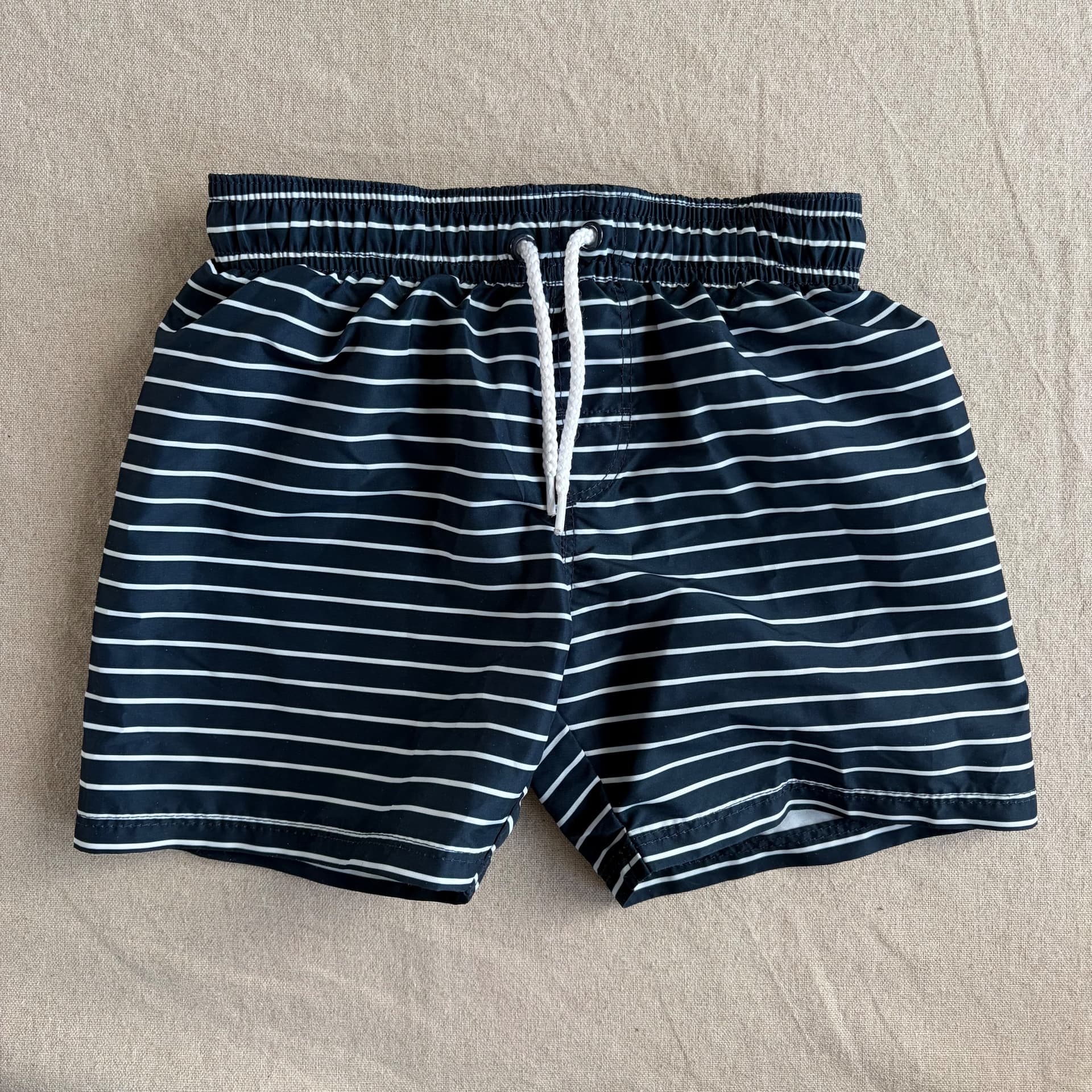 Badeshorts — bilde 1 av 4