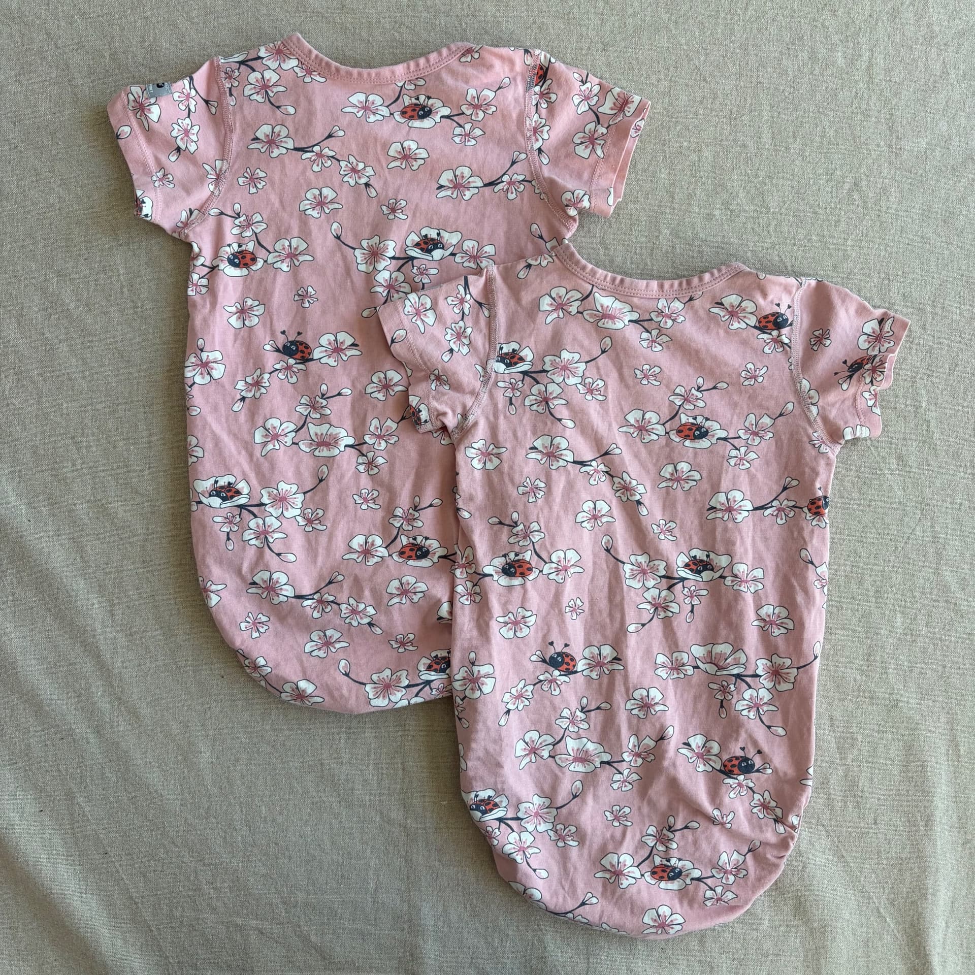 2pk. kortermede bodyer — bilde 4 av 4