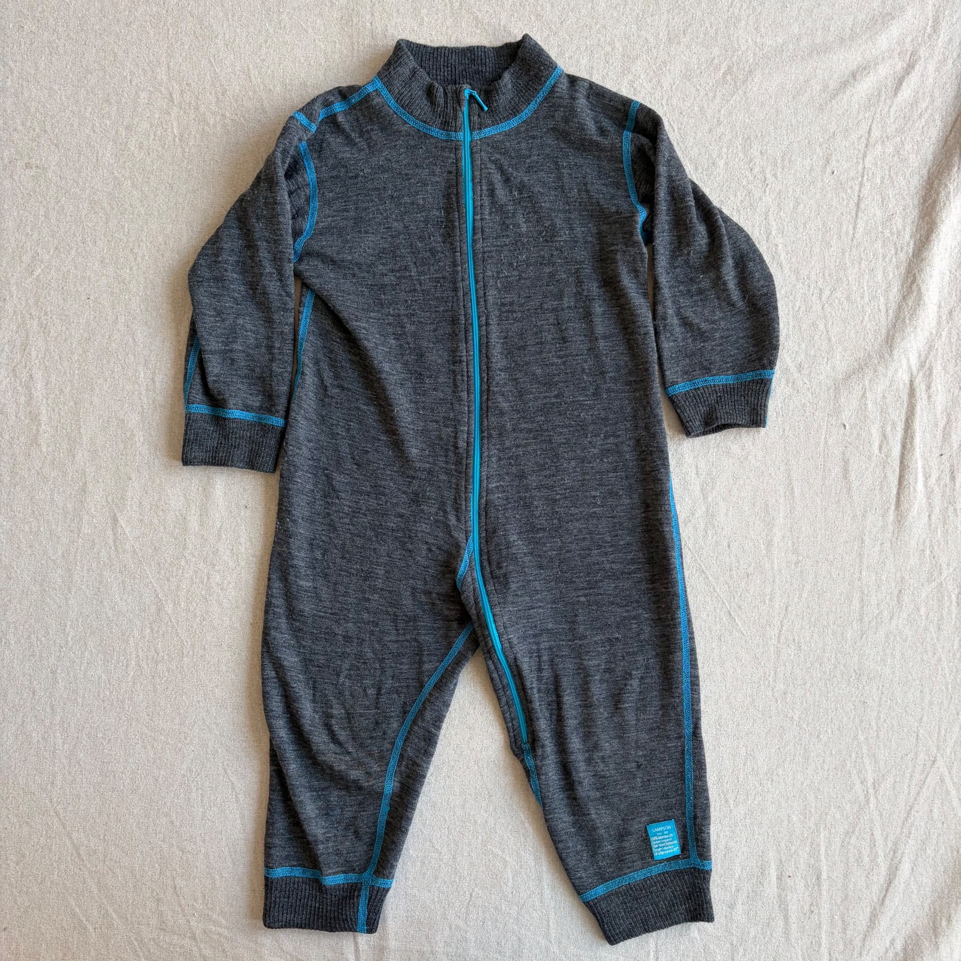 Ulldress — bilde 1 av 4