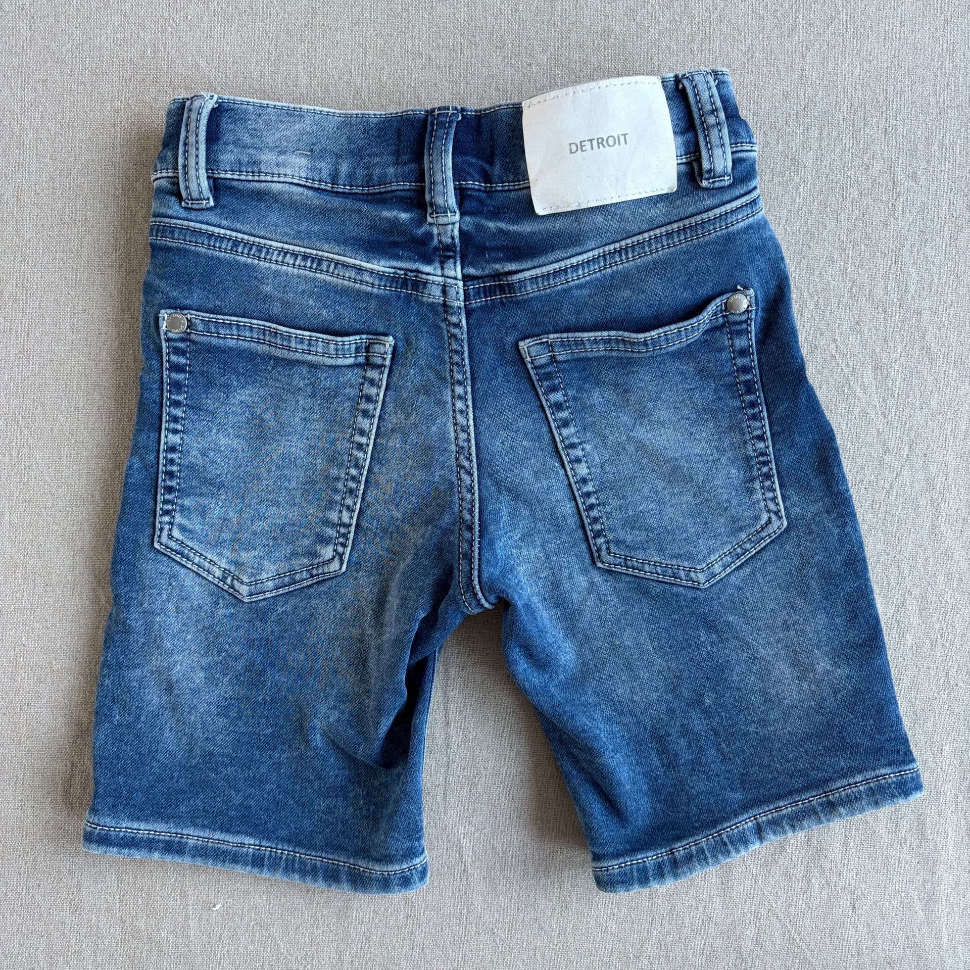 Denimshorts — bilde 4 av 4