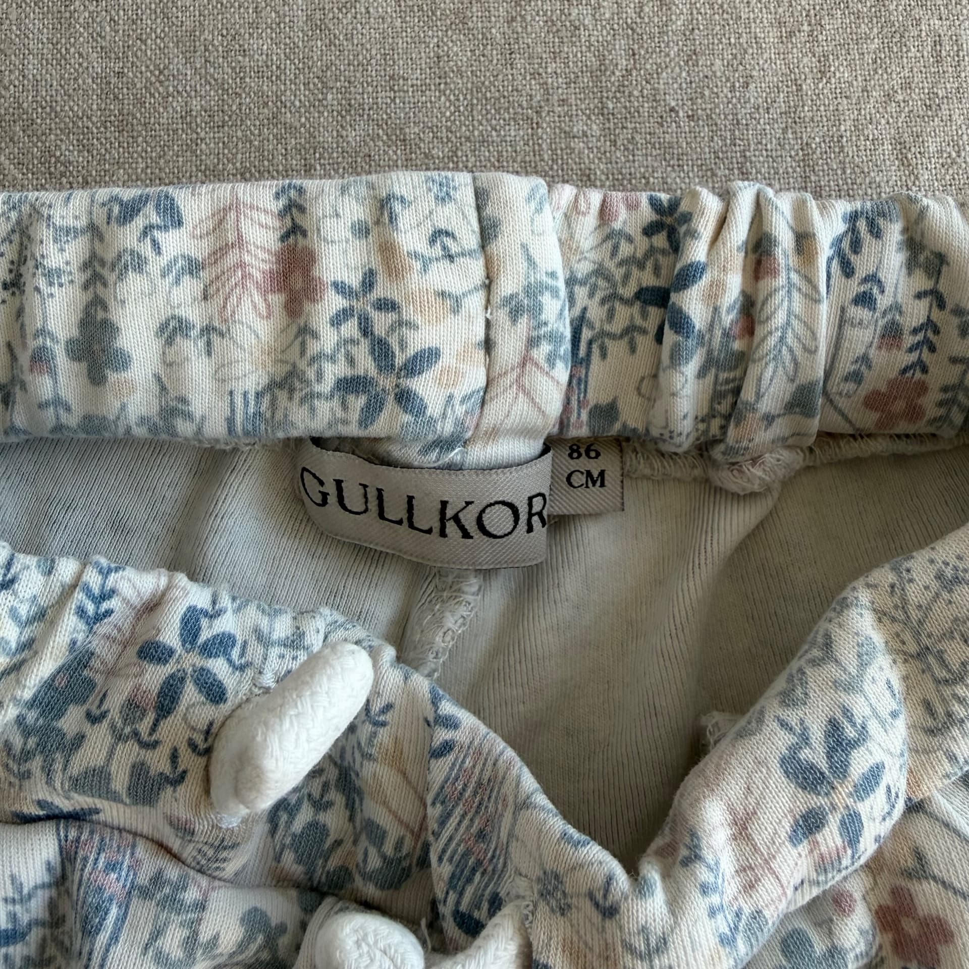 Blomstret shorts — bilde 3 av 4