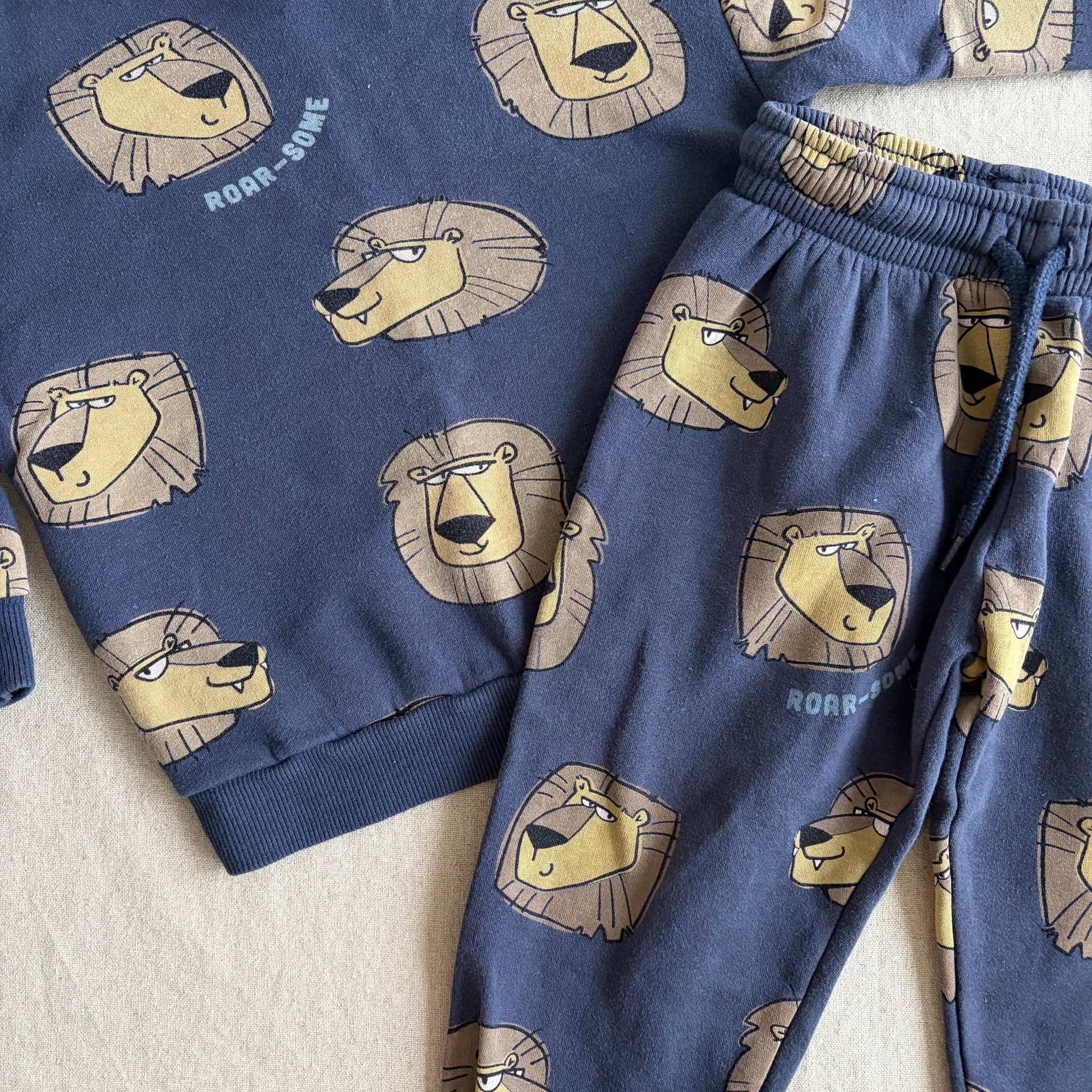 Todelt joggedress — bilde 2 av 5