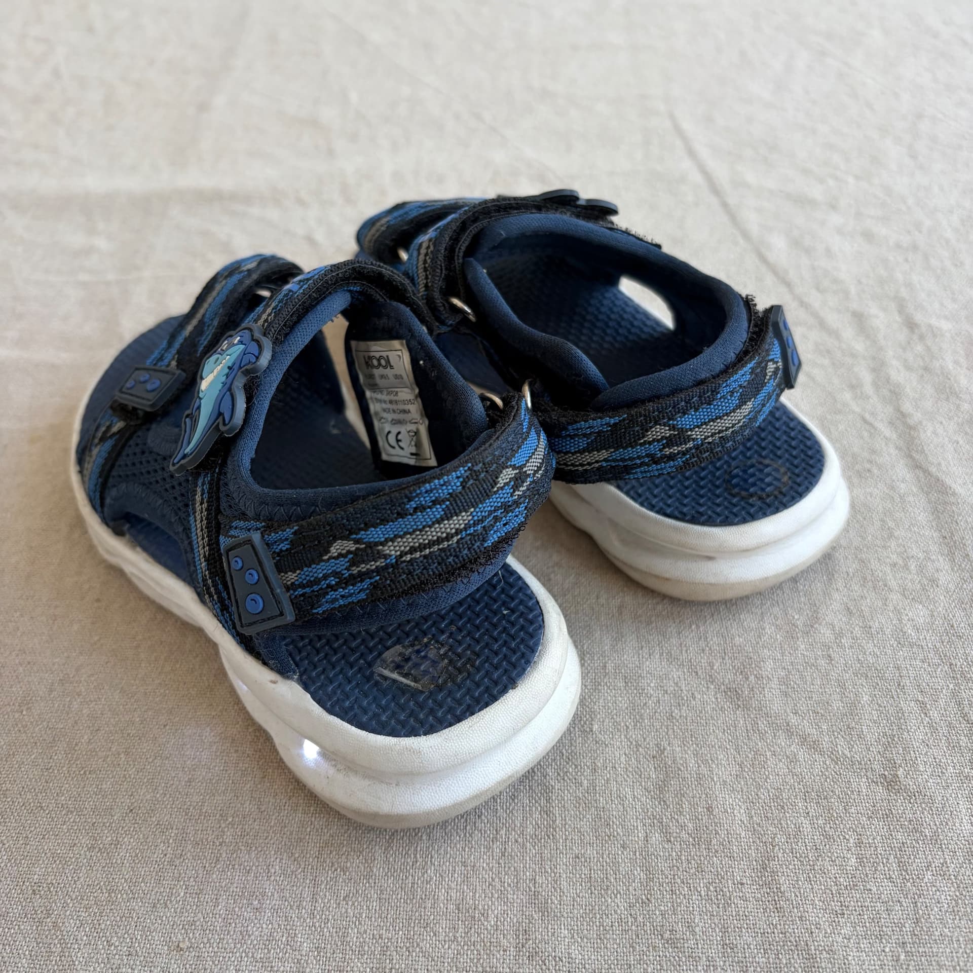 Sandaler med blink — bilde 4 av 6
