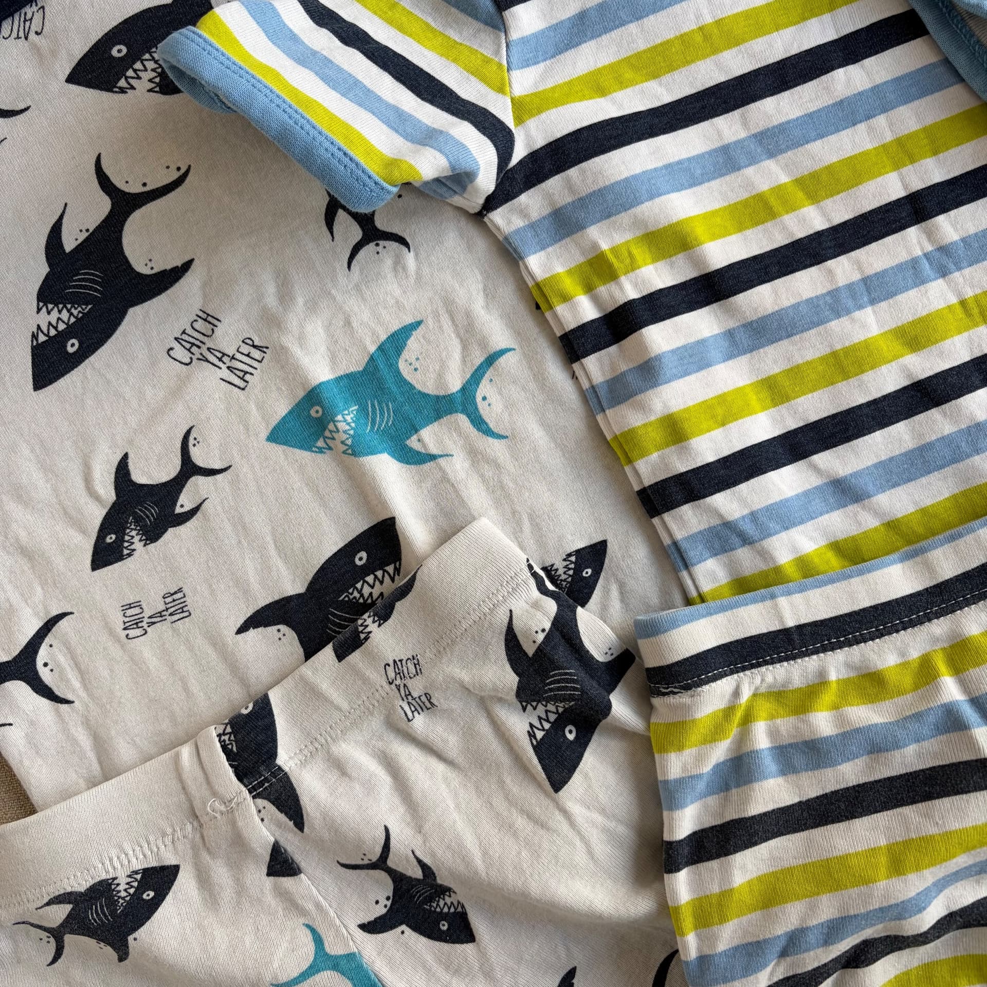 3stk. sett med t-skjorte og shorts — bilde 4 av 5