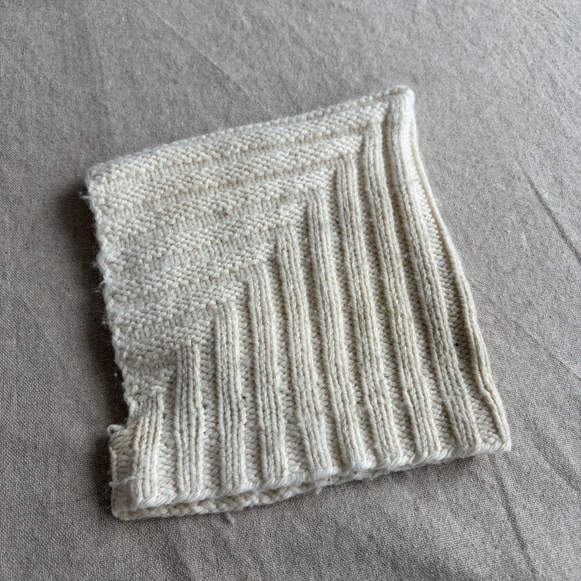 Strikket balaklava — bilde 3 av 4