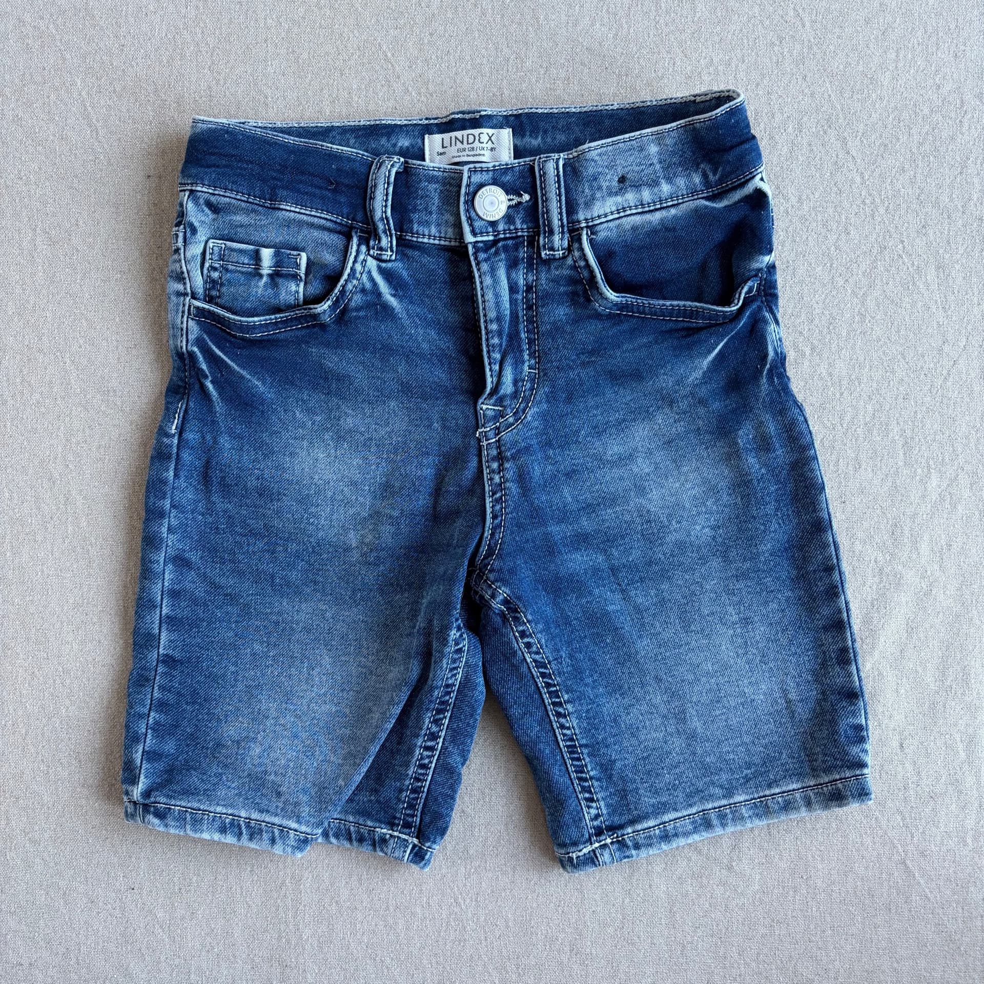 Denimshorts — bilde 1 av 5