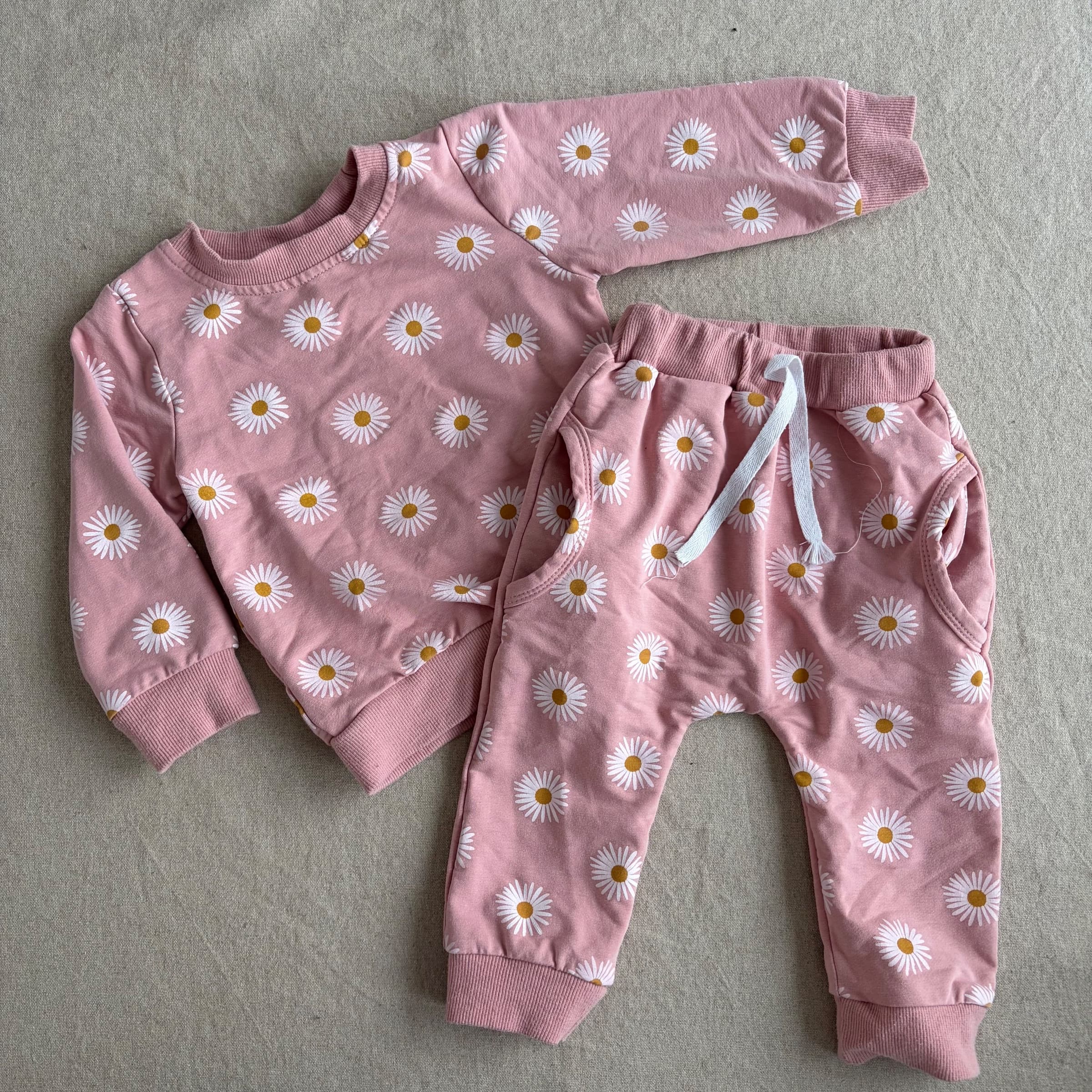 Joggedress — bilde 1 av 4