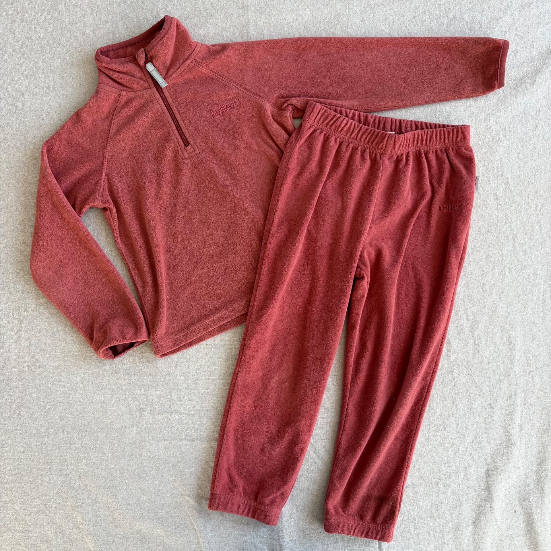 Todelt fleece-sett — bilde 1 av 6