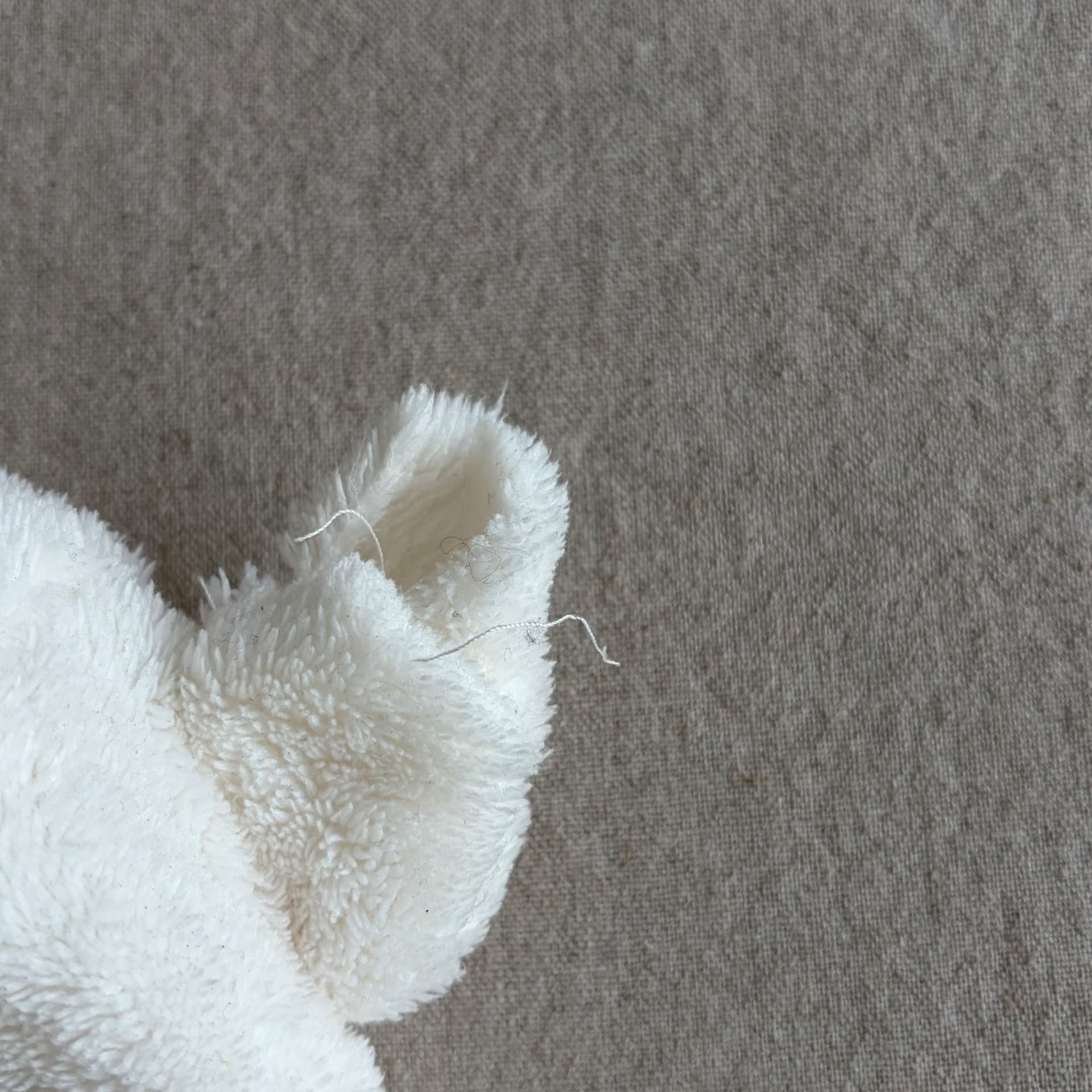 Bamse-dress med hette — bilde 4 av 6