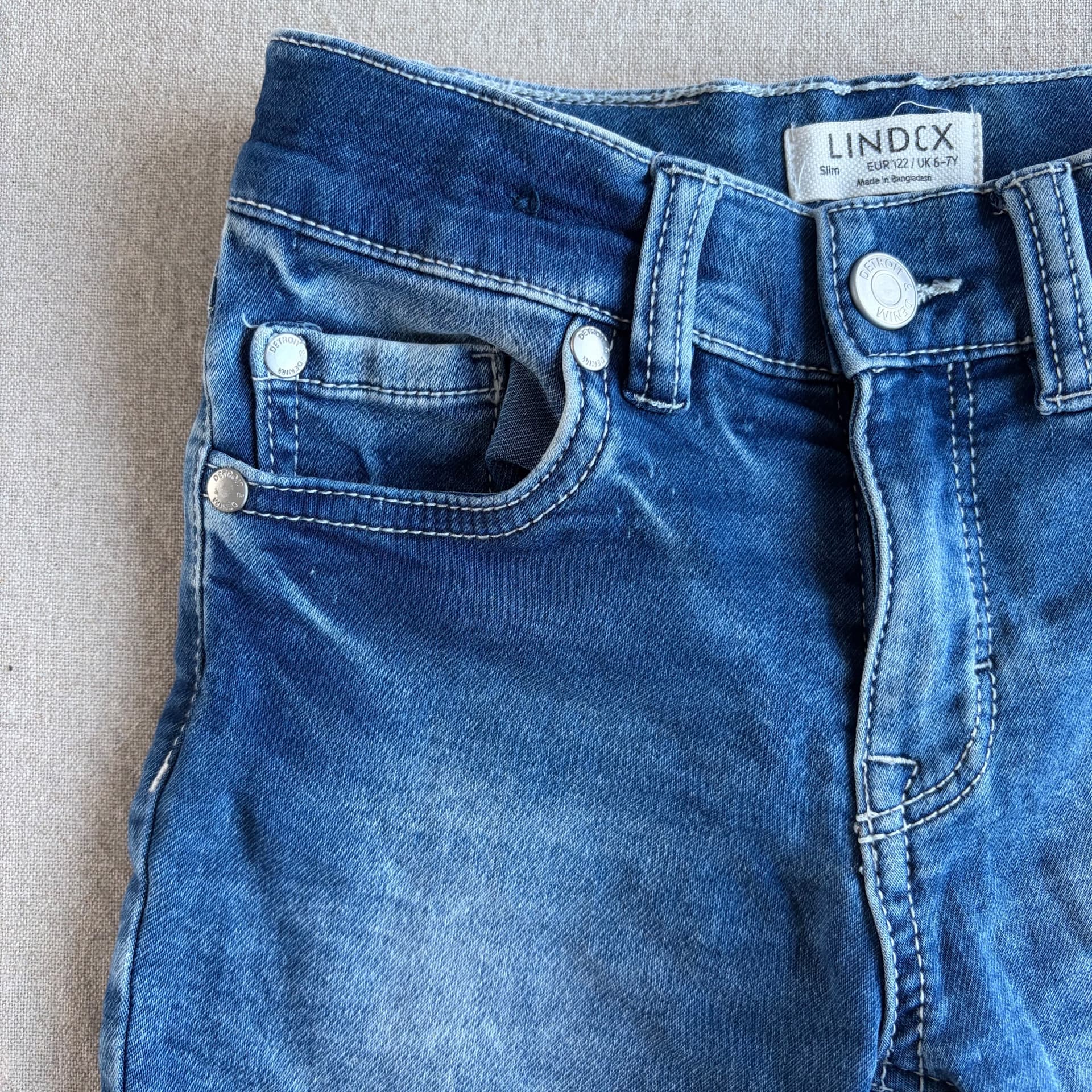 Denimshorts — bilde 2 av 4