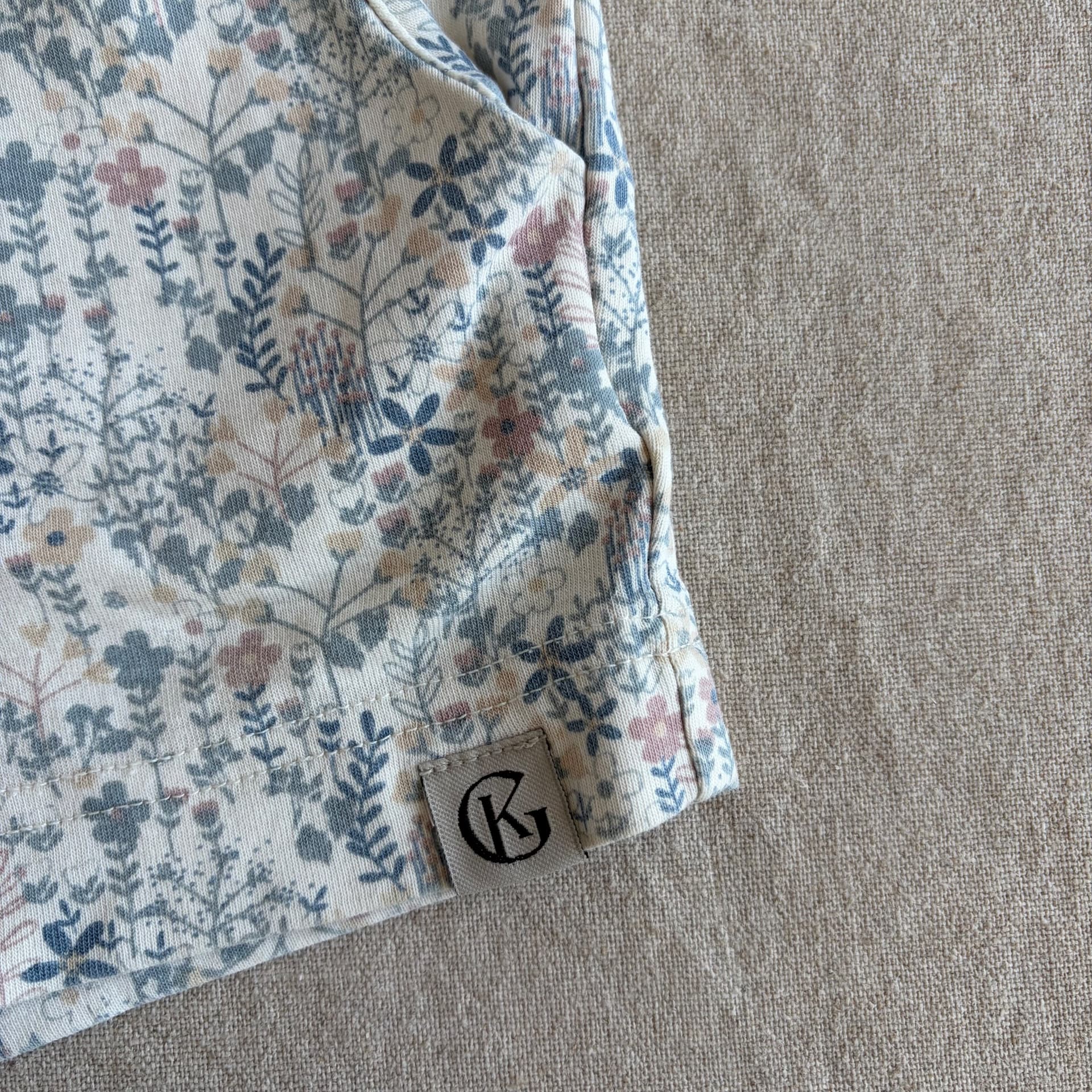 Blomstret shorts — bilde 2 av 4