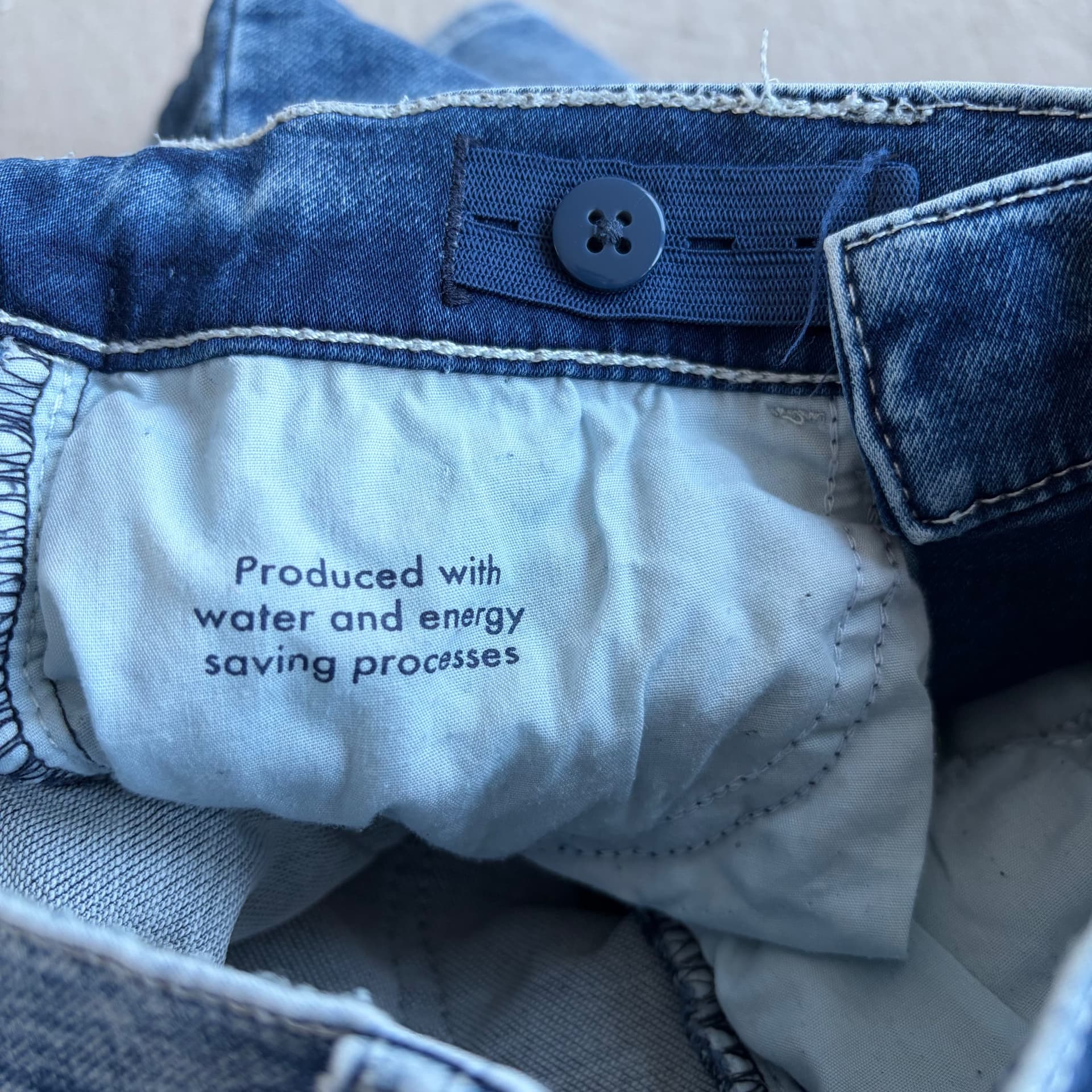 Denimshorts — bilde 4 av 5